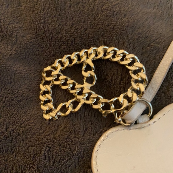 Betsey Johnson Cream Tassle Chain Purse - Picture 4 of 12